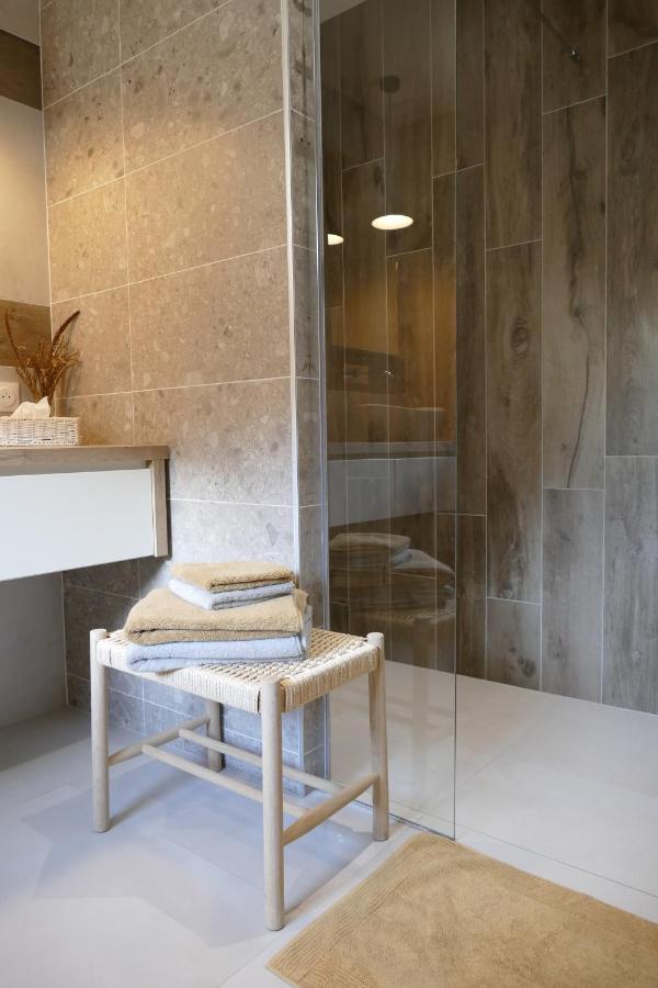 Les Agapanthes Bed & Breakfast Camphin-en-Pevele Dış mekan fotoğraf