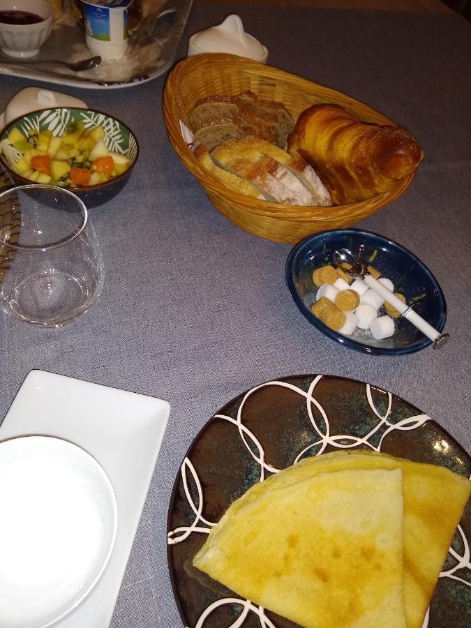 Les Agapanthes Bed & Breakfast Camphin-en-Pevele Dış mekan fotoğraf